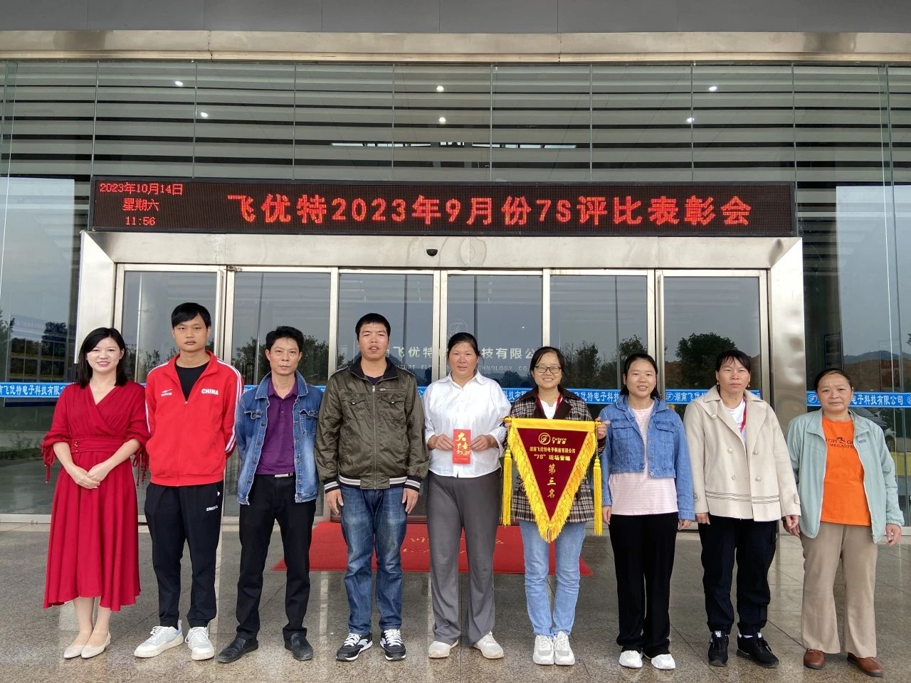 de427cbc52cc2c54d23feac00669a4cb.jpg de427cbc52cc2c54d23feac00669a4cb.jpg